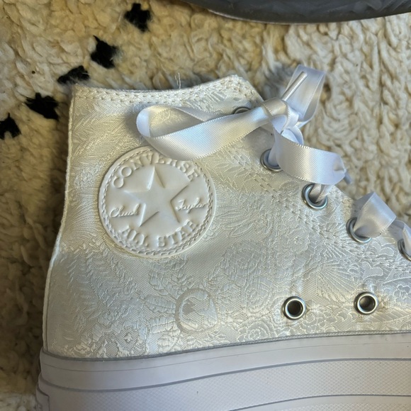 Custom “Just Married” Bridal Converse - Picture 5 of 5